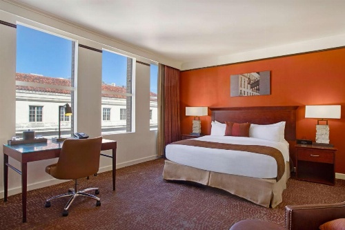 The Emily Morgan Hotel - A DoubleTree By Hilton image 10