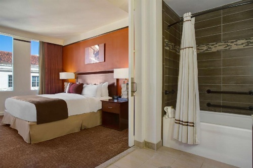 The Emily Morgan Hotel - A DoubleTree By Hilton image 9